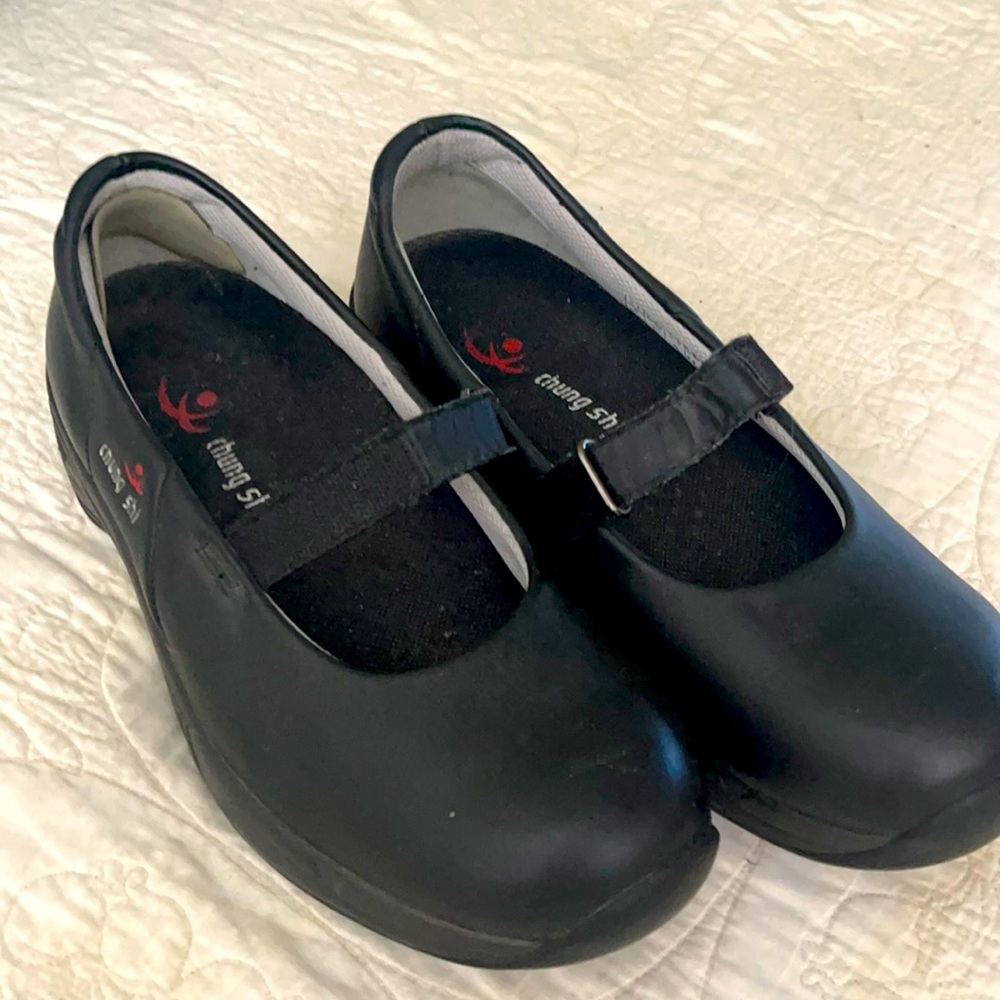 Chung Shi comfort shoe